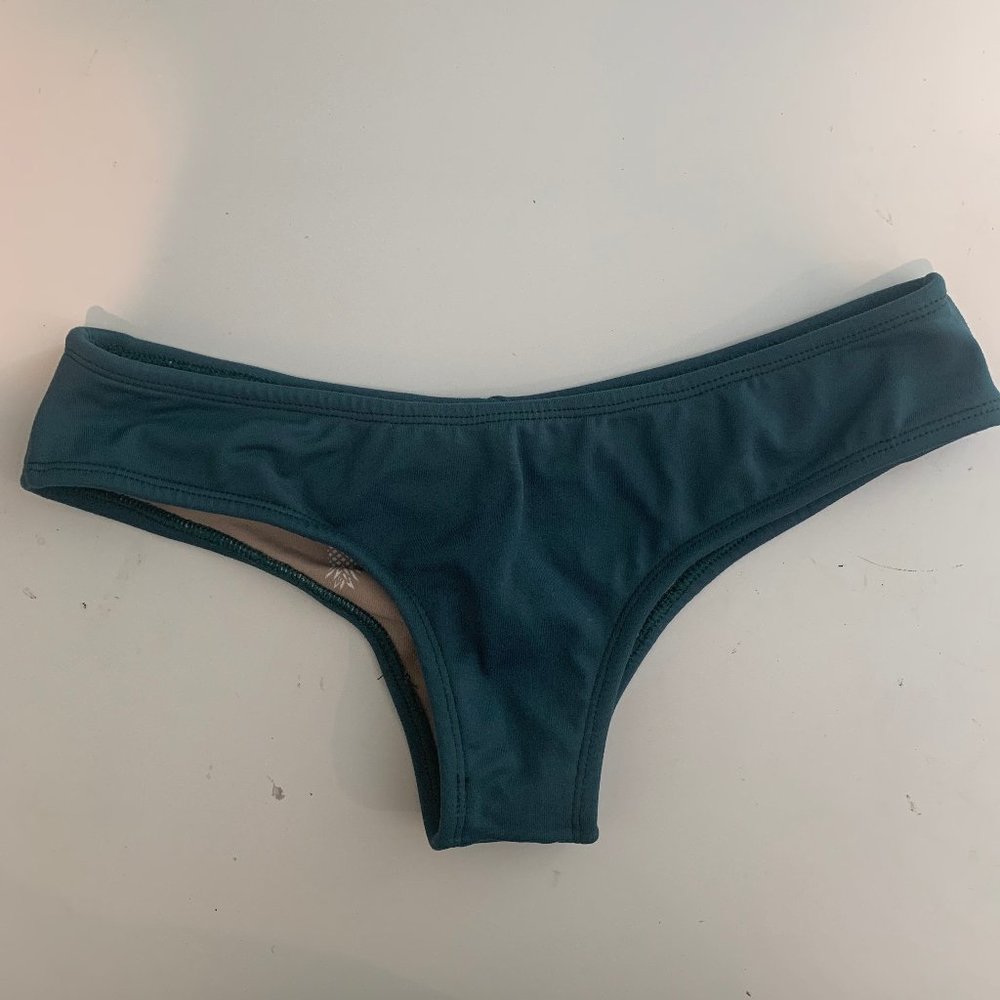 Midori Teal Brayden Bottom
